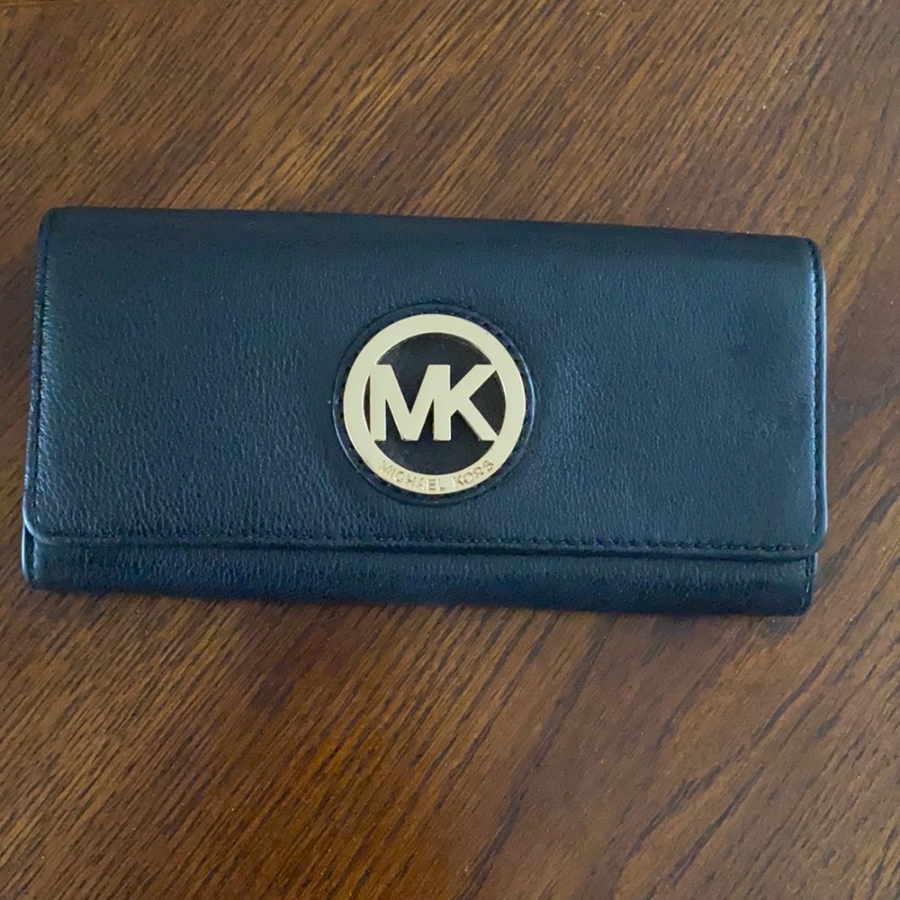 Authentic Michael Kors Wallet
